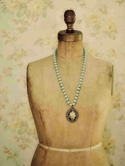 Portrait for Jahrriesnge necklace lpf10481 Portrait Jahrriesnge for necklace lpf10481